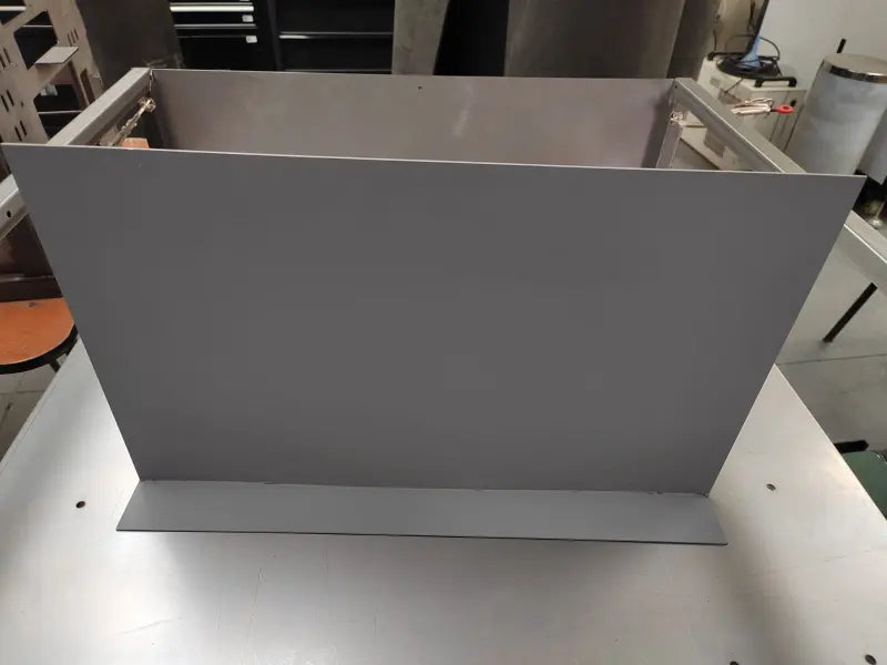 Separadores metalicos de Racks